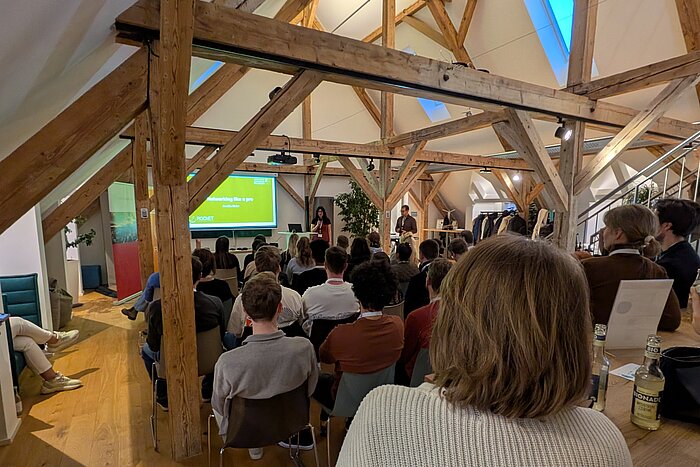 Gründungsstammtisch ausgerichtet vom ROCkET der TH Rosenheim