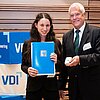 Anna-Lena Rotter mit Jurymitglied Peter Hotka.