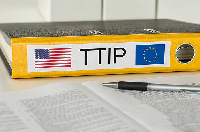 TTIP - fotolia