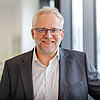 Portraitfoto Dr. Ulrich Schulze, Geschäftsführer des RoMed-Klinikverbunds