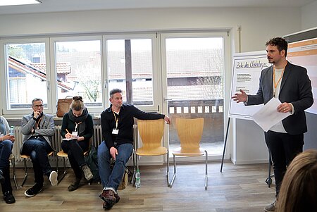 In Workshops wurden verschiedene Fragestellungen bearbeitet -bspw. zu Herausforderungen in der Wohn- und Technikberatung. 