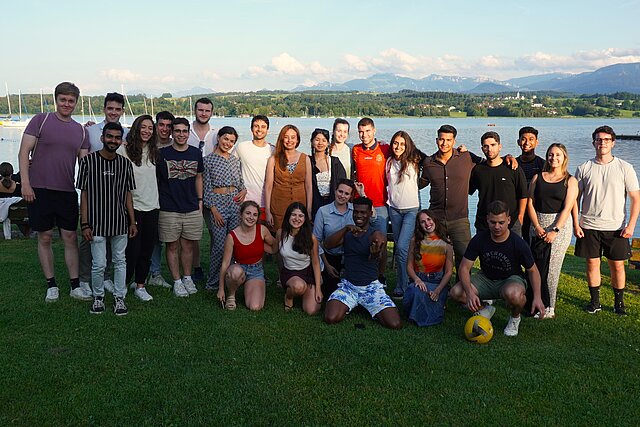 Group of international students at lake Simssee