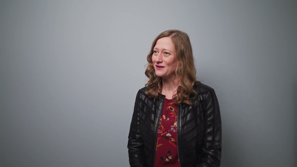 Die Kinderuni ermöglicht es Kindern sich MINT-Fächern spielerisch zu nähern. Wie läuft das genau ab?