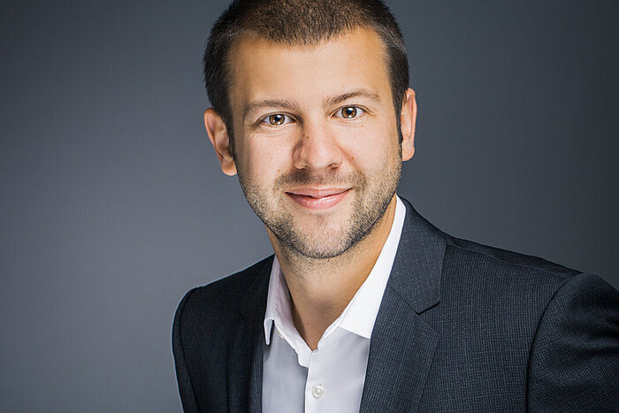 Prof. Dr. Sebastian Robert, Professor für IT- und Datenmanagement in der Gesundheitswirtschaft