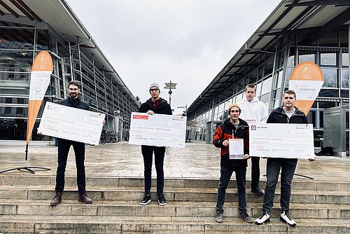 Foto der 4 IDEAchallenge Gewinner 2021