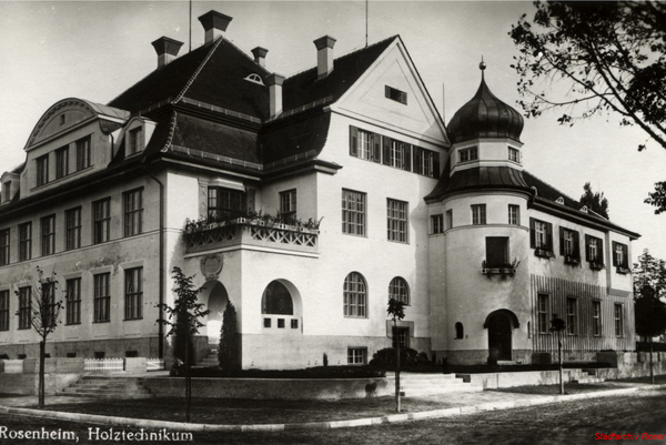 Holztechnikum in der Prinzregentenstraße um 1930
