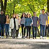 Students walking at Campus Rosenheim