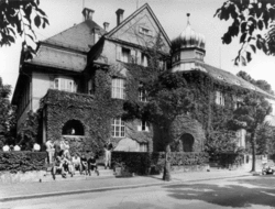 The wood technology centre in 1958